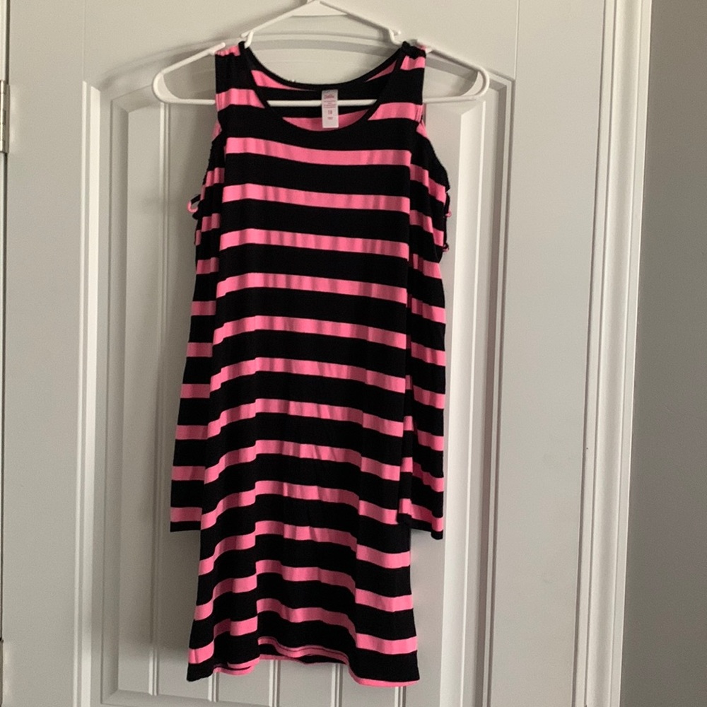 Girls long sleeve dress with open shoulders